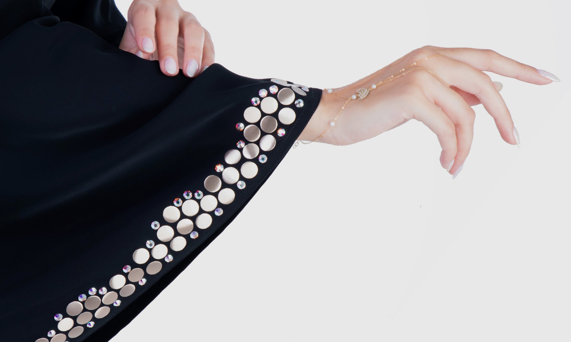 Abaya Style with Exquisite Sleeve Designs | Hanayen Abaya Style with Exquisite Sleeve Designs | Hanayen