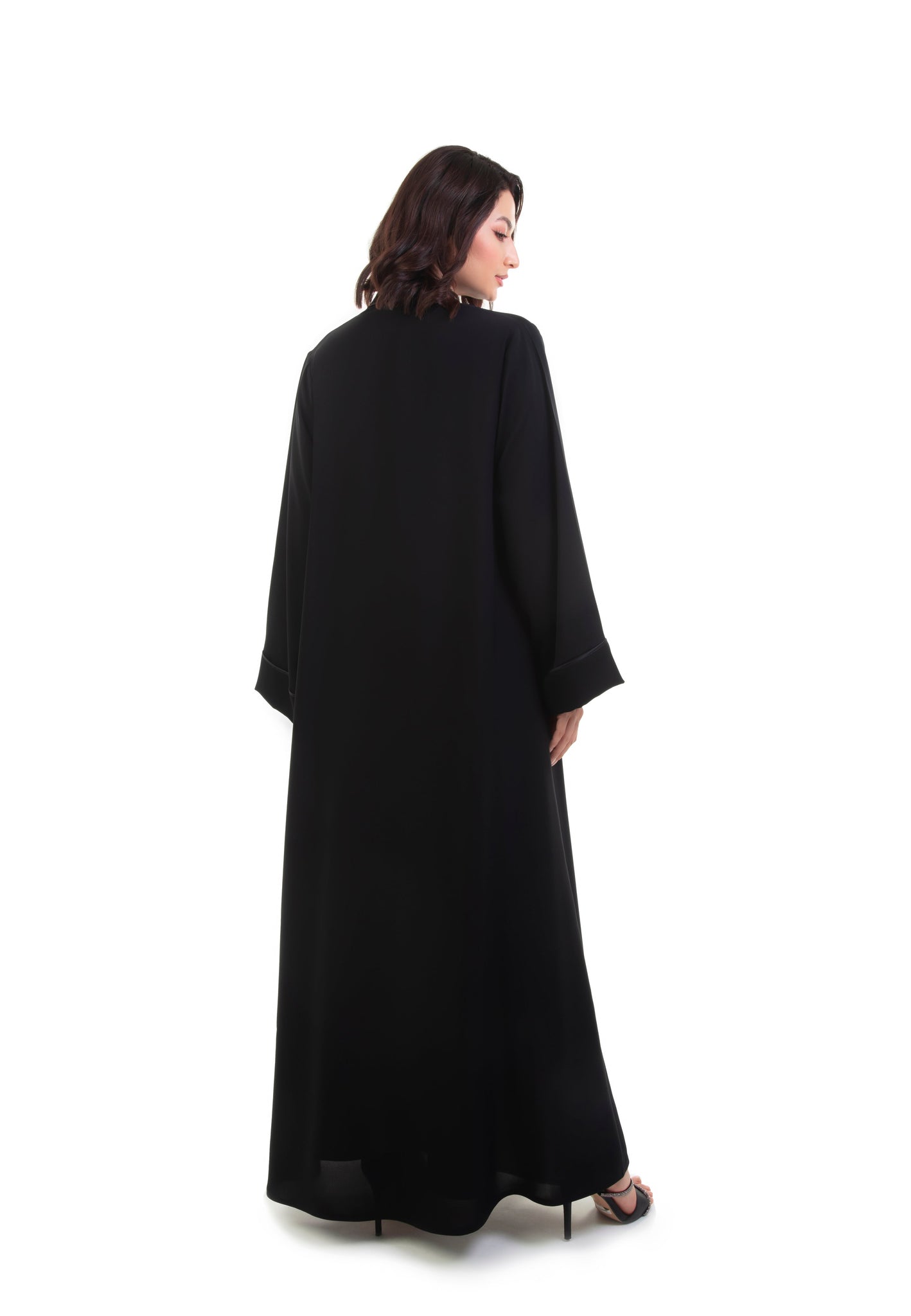 Hanayen Black Lapel Collar Abaya