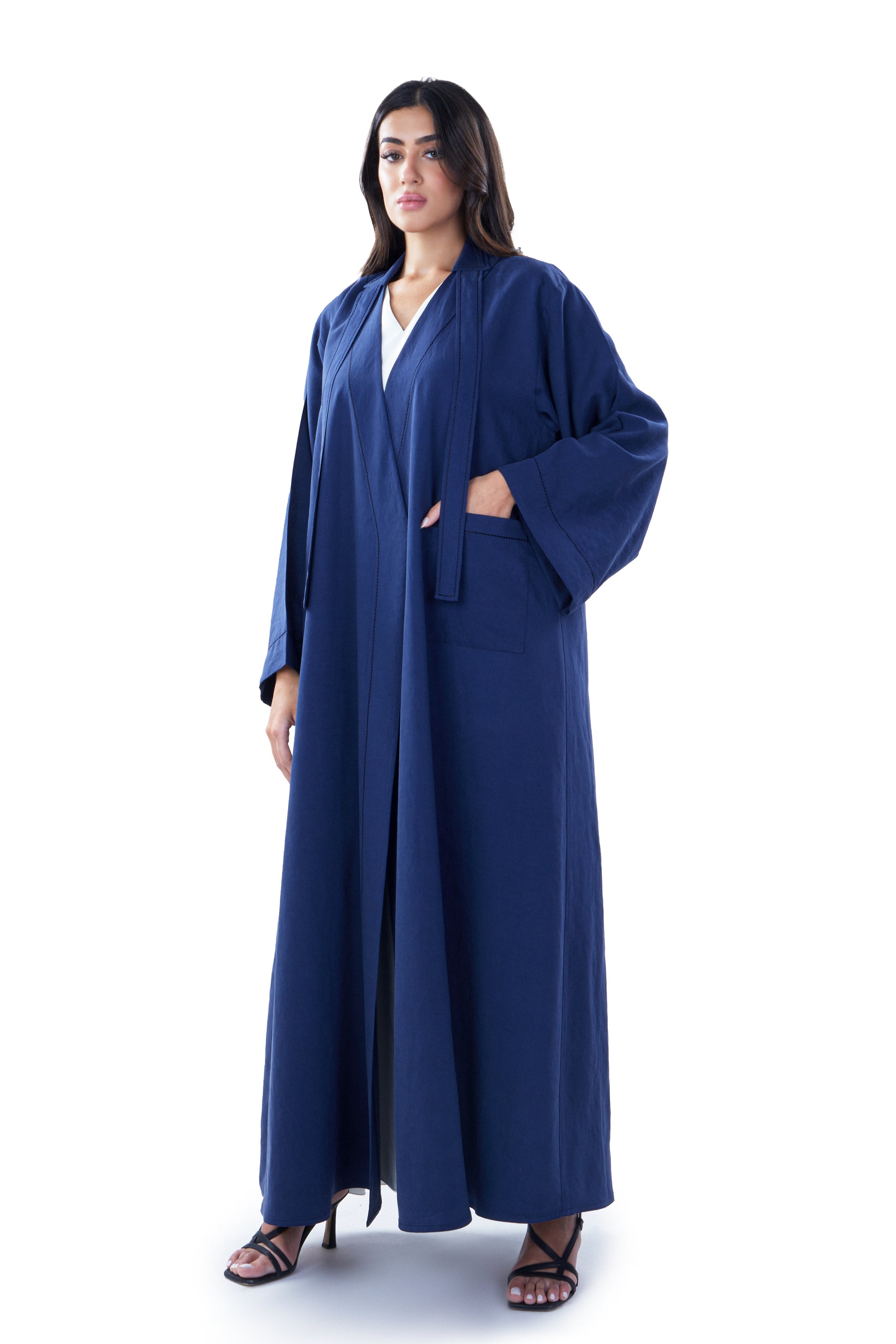 Buy Online Saudi Modern Cut Abaya Luxury Online Abaya Women's
