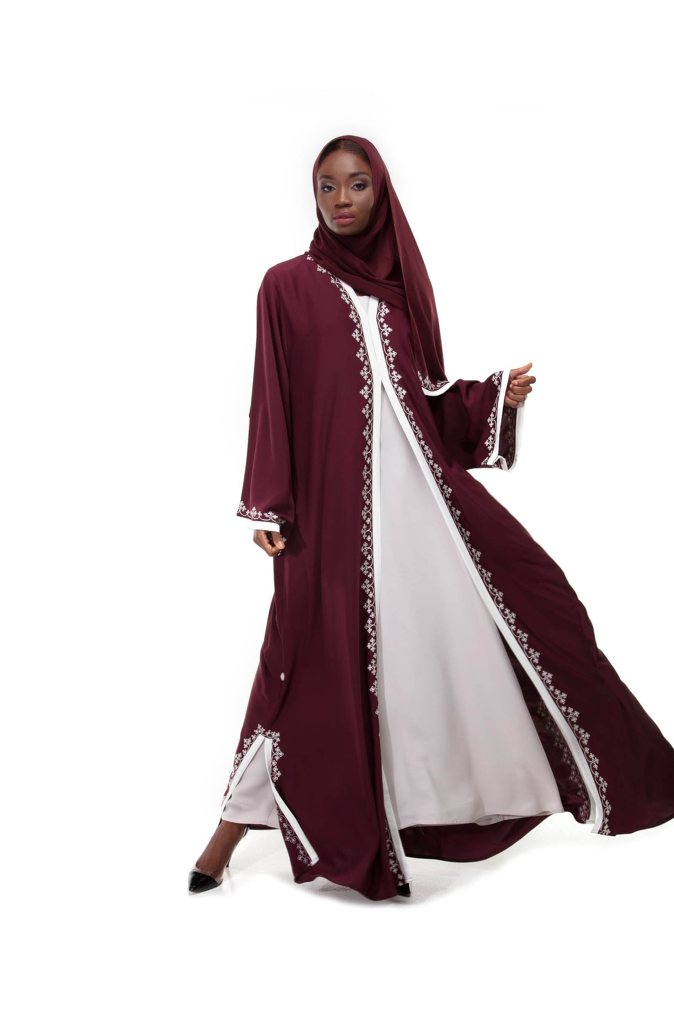 Hanayen Color Abaya with White Ary Embroidery design