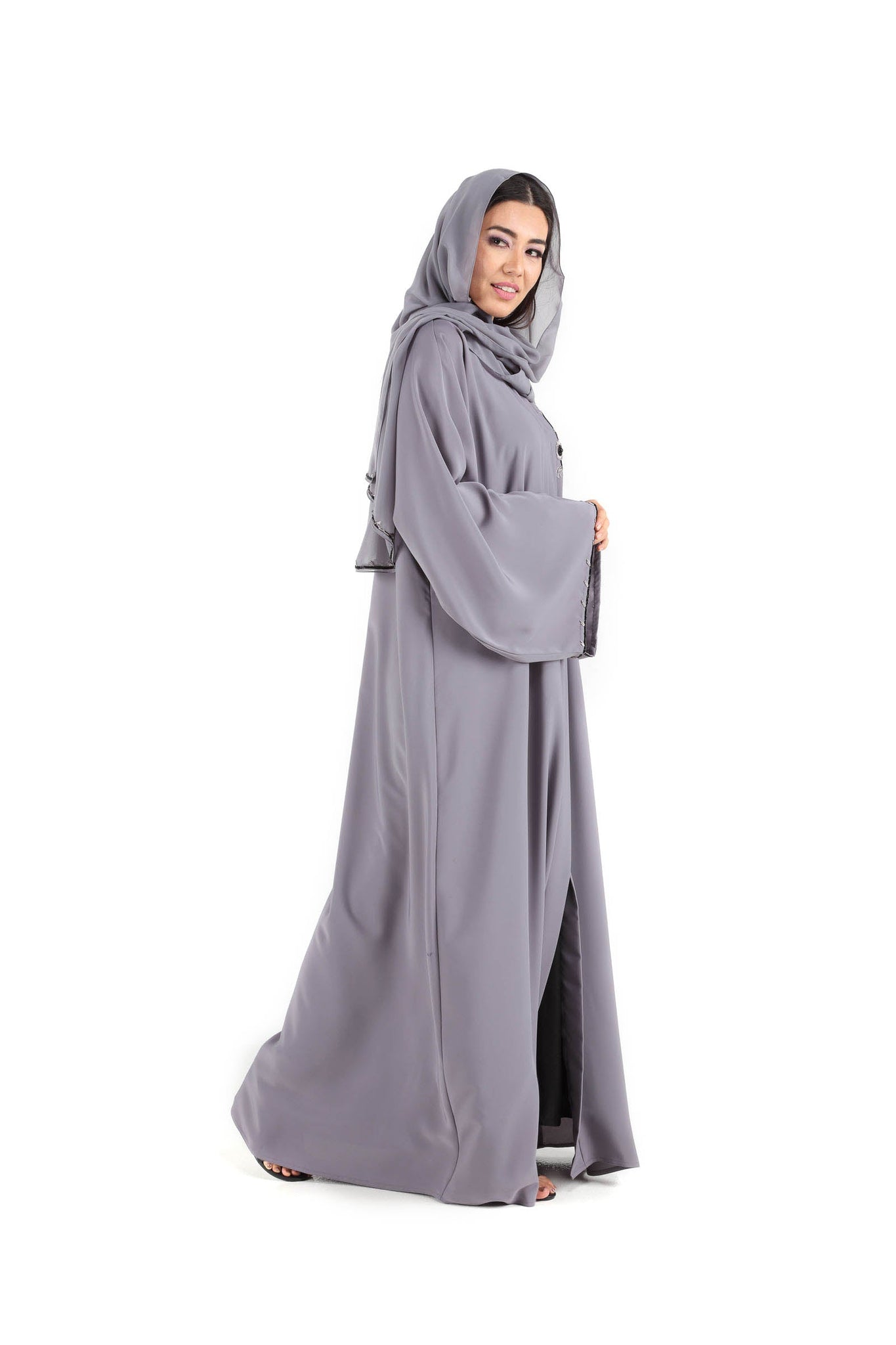 Hanayen Colour Abaya With Handmade Design
