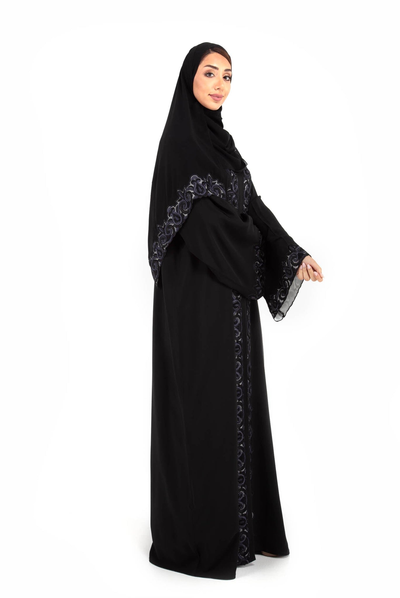 Hanayen Hand-made design in Crepe fabric Abaya